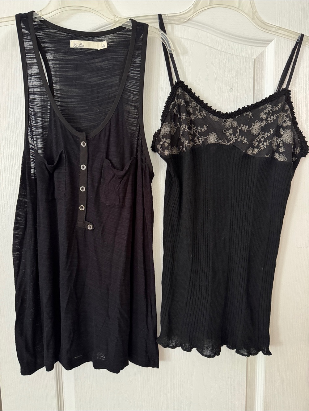 🖤Bundle-Sexy-Girly  Lace-Trim Cami & Button Tank 🖤